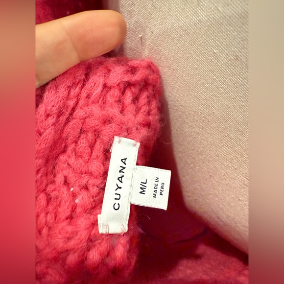 Cuyana Pink Sweater - Picture 8 of 8